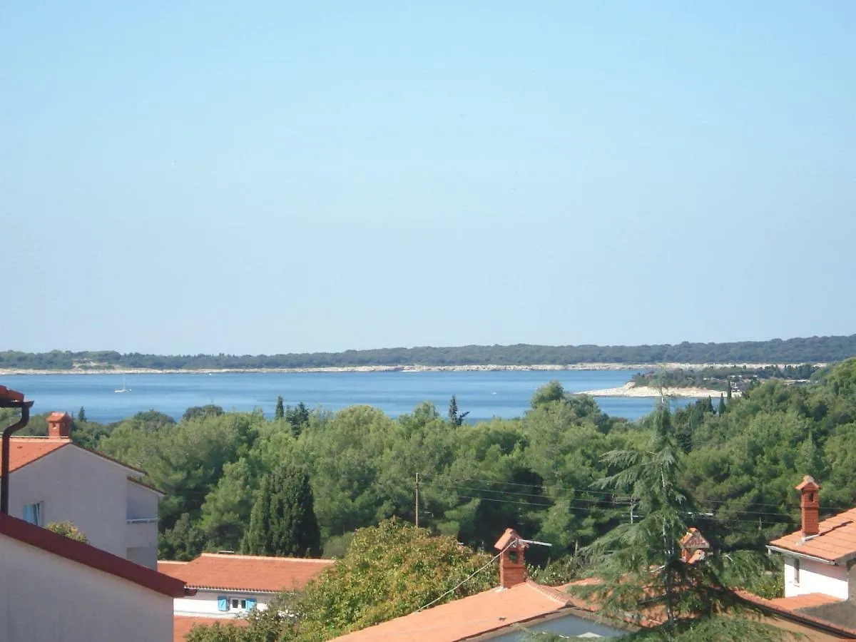 Purple House Apartment Pula